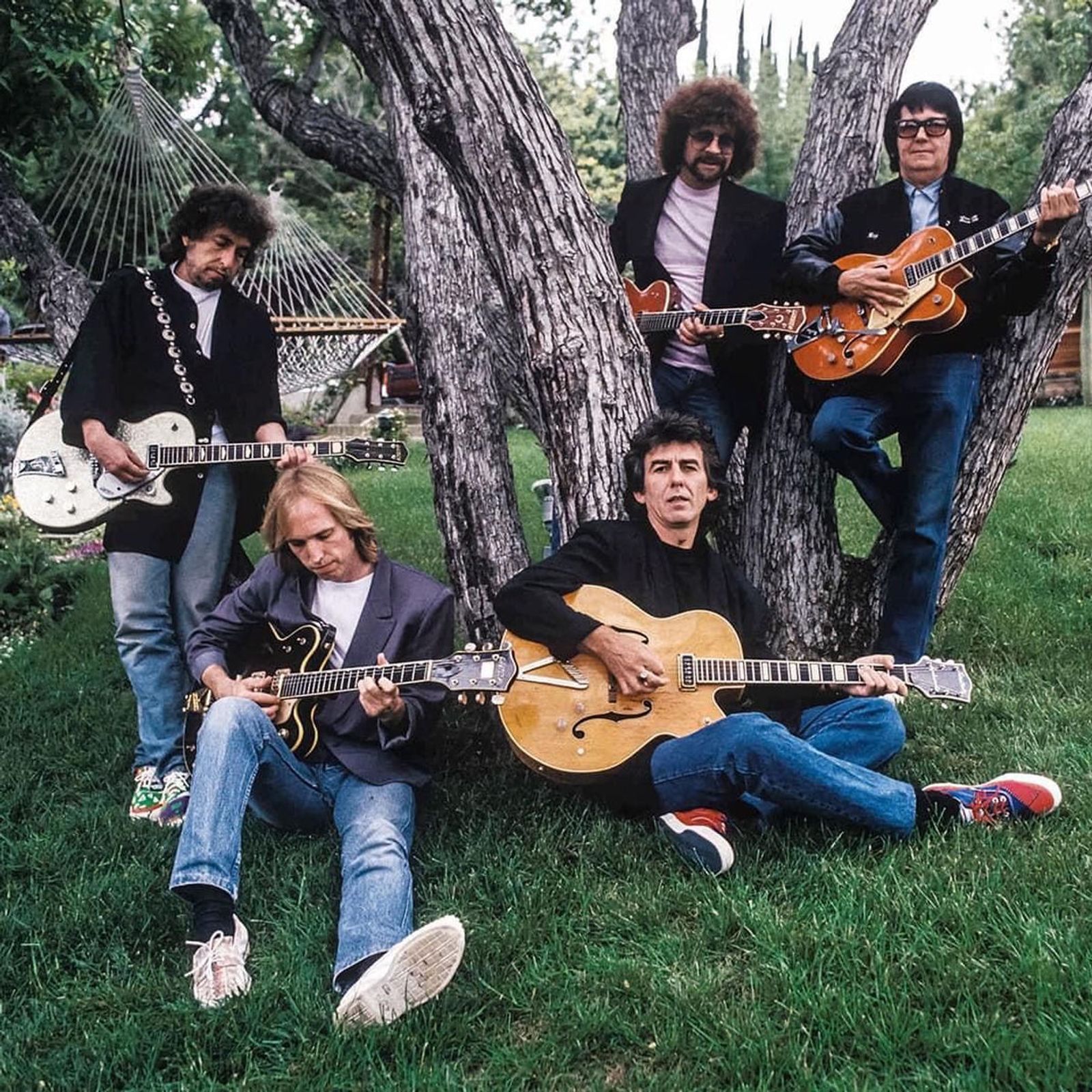 The Traveling Wilburys: albums, songs, concerts | Deezer