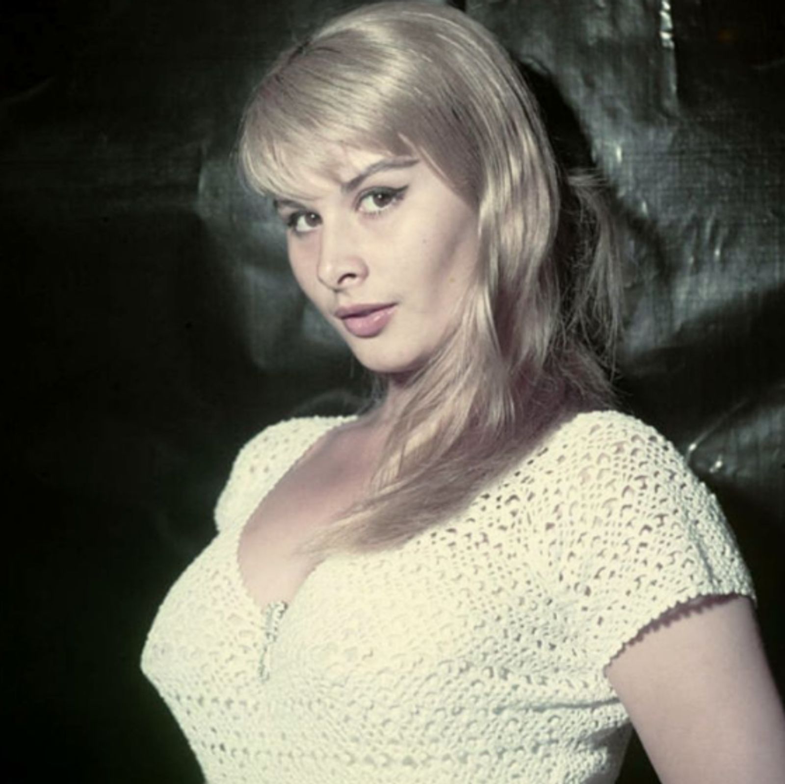 A Golden Era Beauty Who Chose Privacy Over Immortality