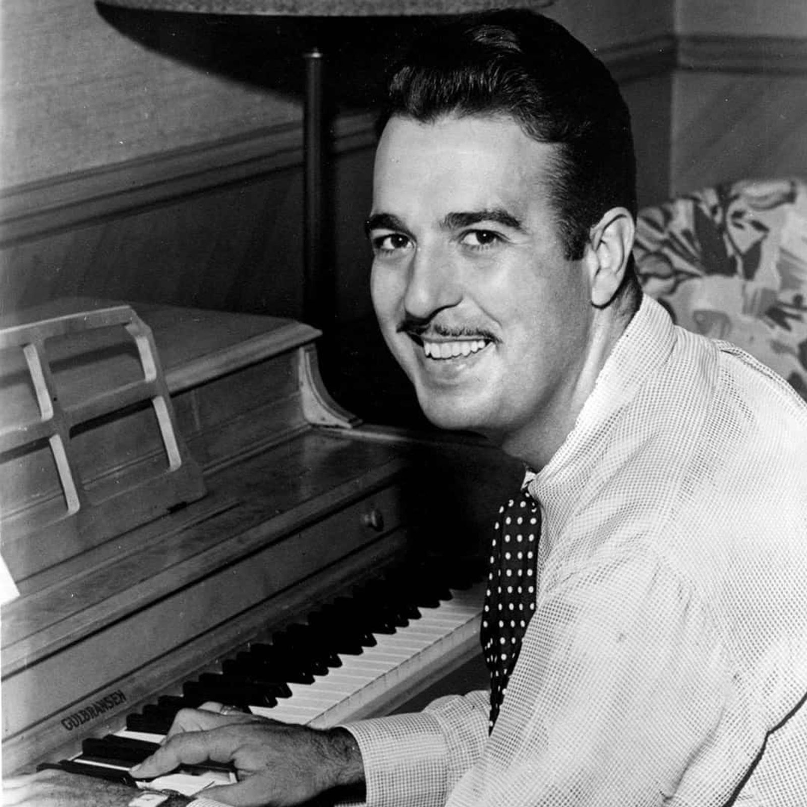 Tennessee Ernie Ford - Country Music Hall of Fame and Museum