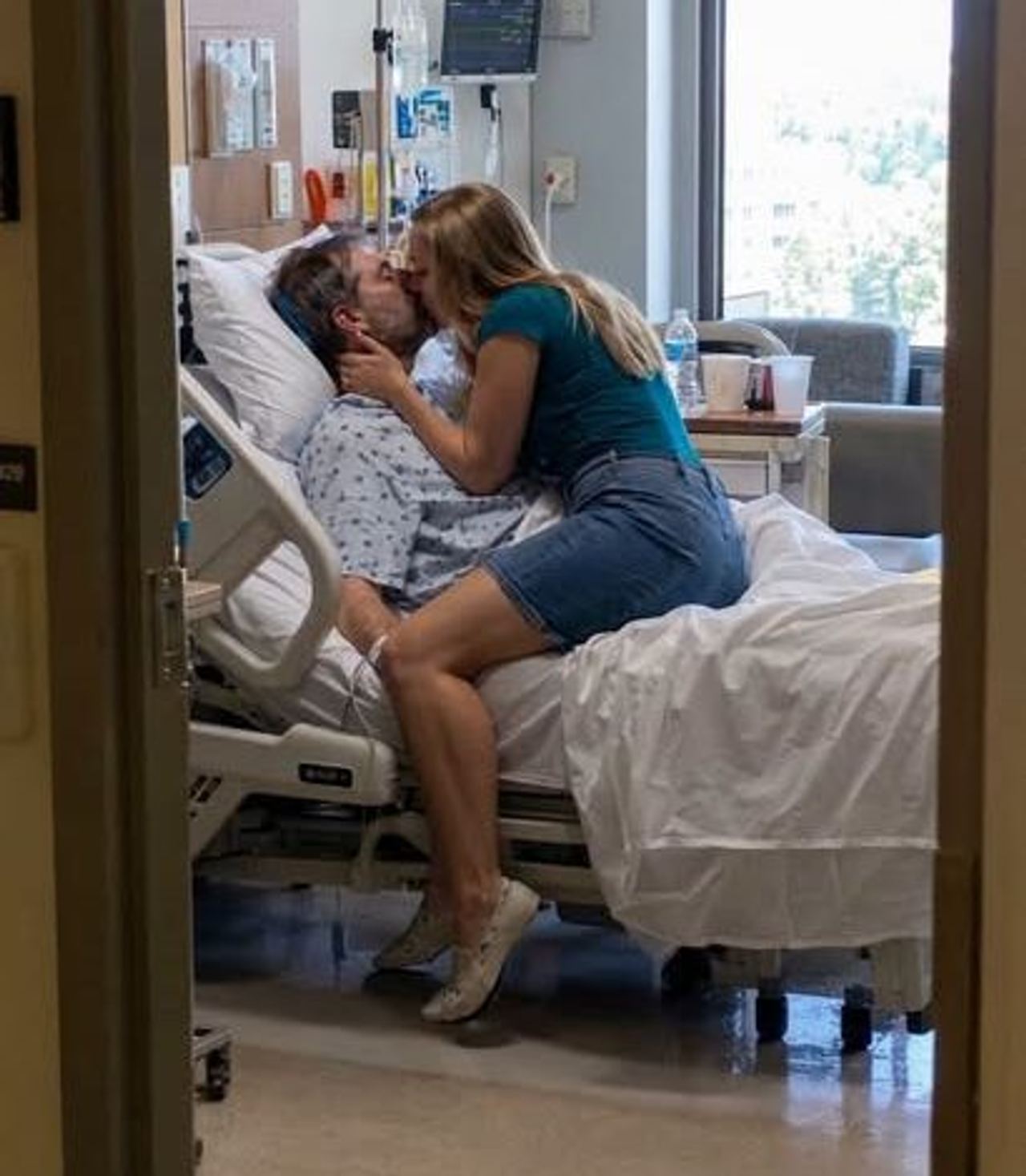 I Donated My Kidney to My Critically Ill Husband, and the Next Day His Other Woman Showed up at the Hospital and Said, ‘