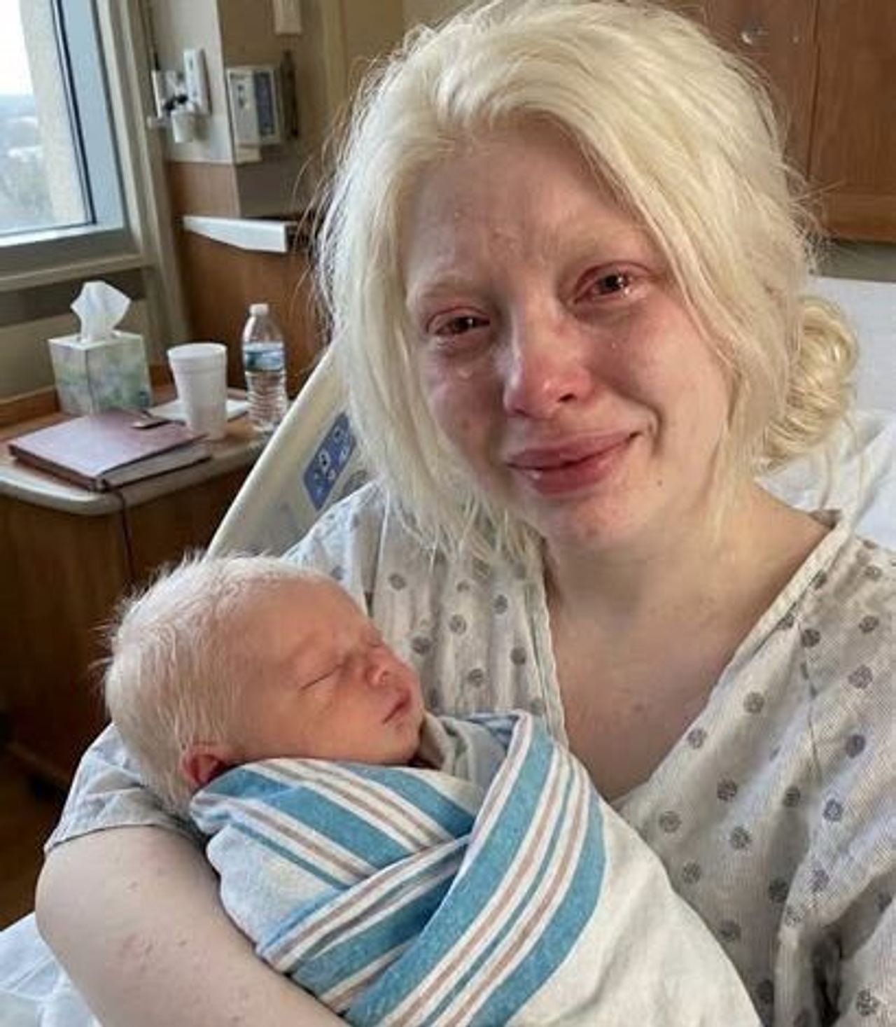 My ex refused to help our newborn, saying she was “my responsibility and my problem” — but what his own mother did next 