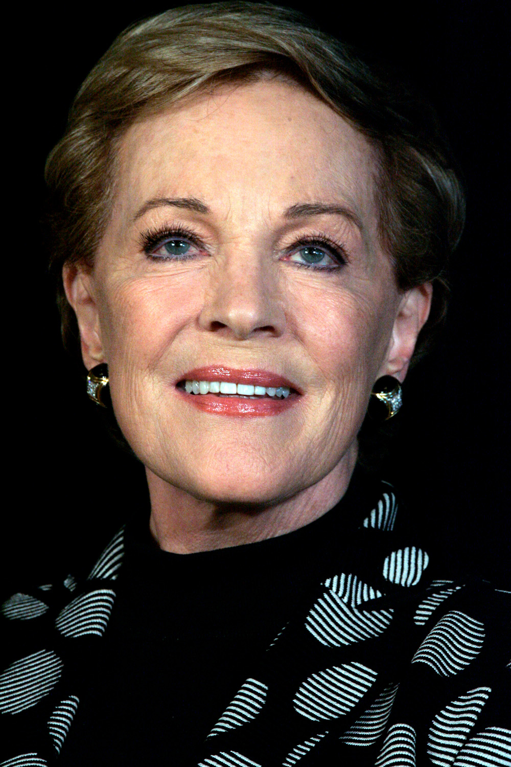 Who Is This Hollywood Legend?